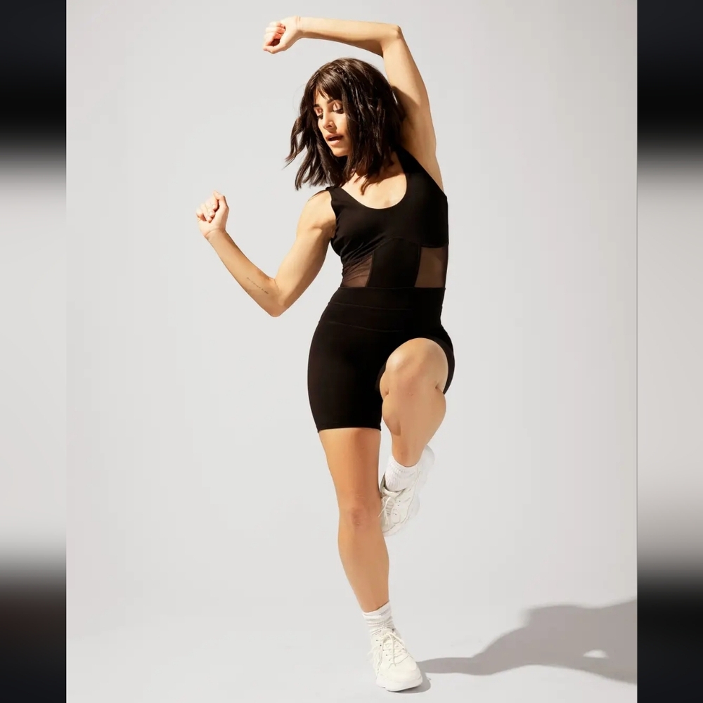 NWOT POPFLEX Energy Shortsie